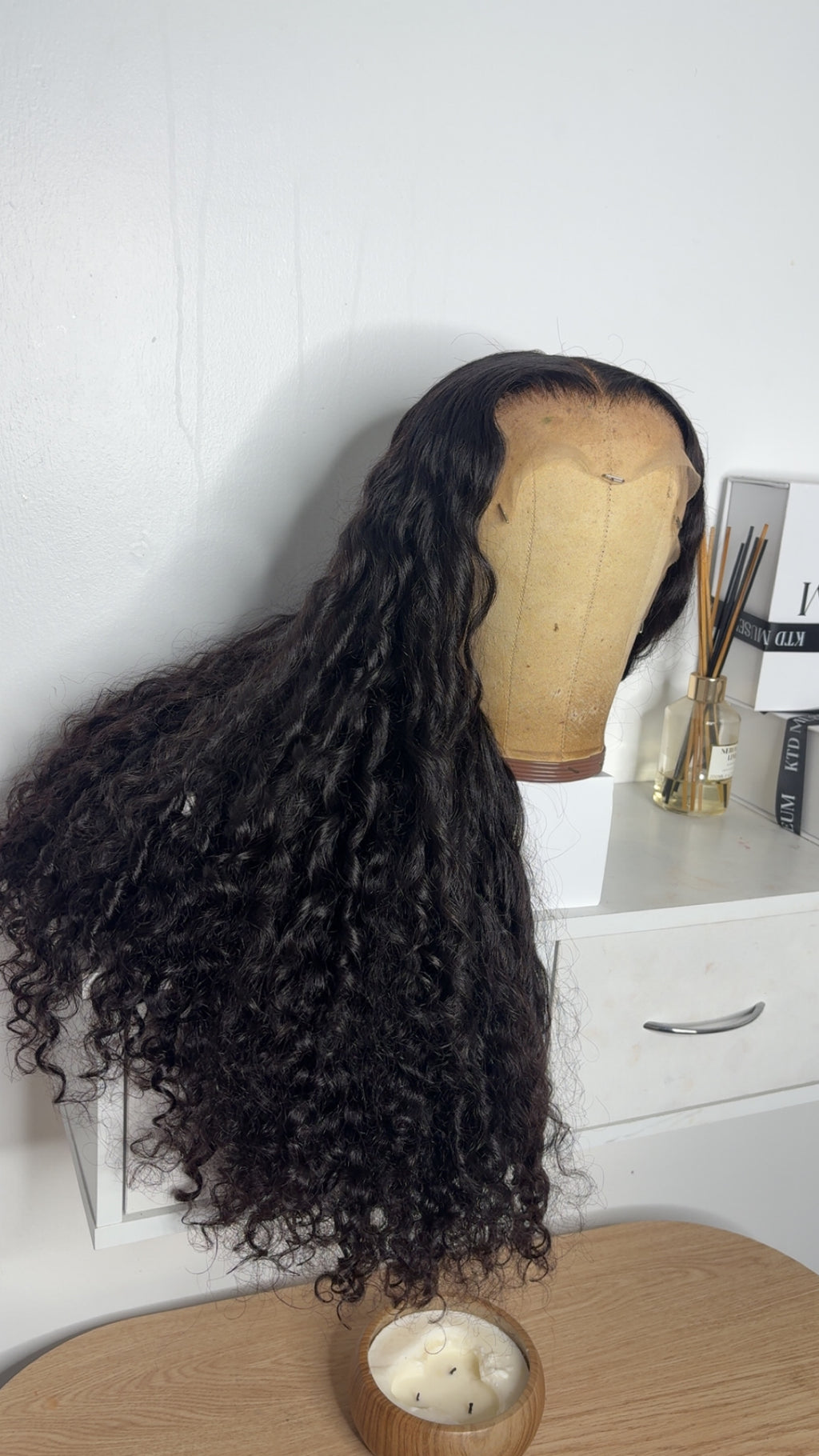 WIG | 13x4